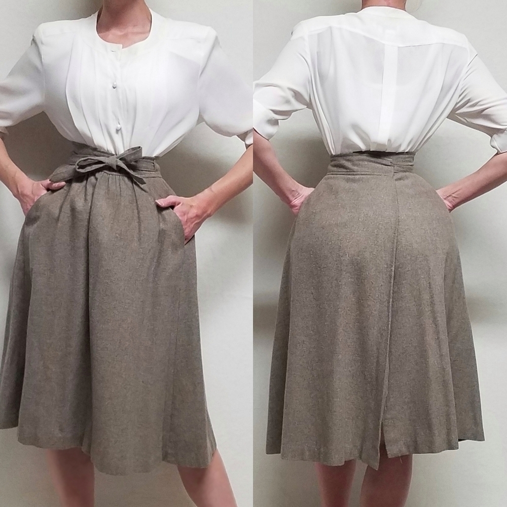Vintage 50s Union Made Oatmeal Wool Blend Modest Pleated Midi Wrap Skirt Small